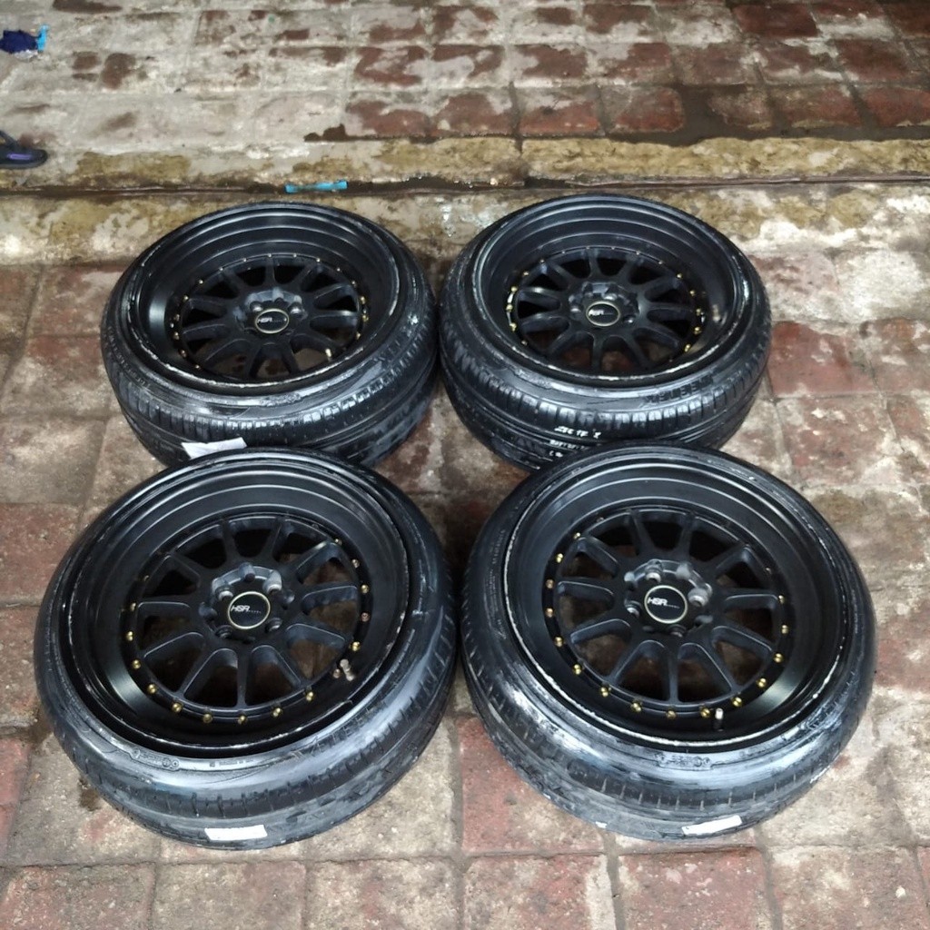 VELG PELEK MOBIL BEKAS COPOTAN CCW RING 17 LEBAR 8,5 DAN 9,5 PCD 4X100 4X114 ET 35 DAN 25 + BAN ZEET