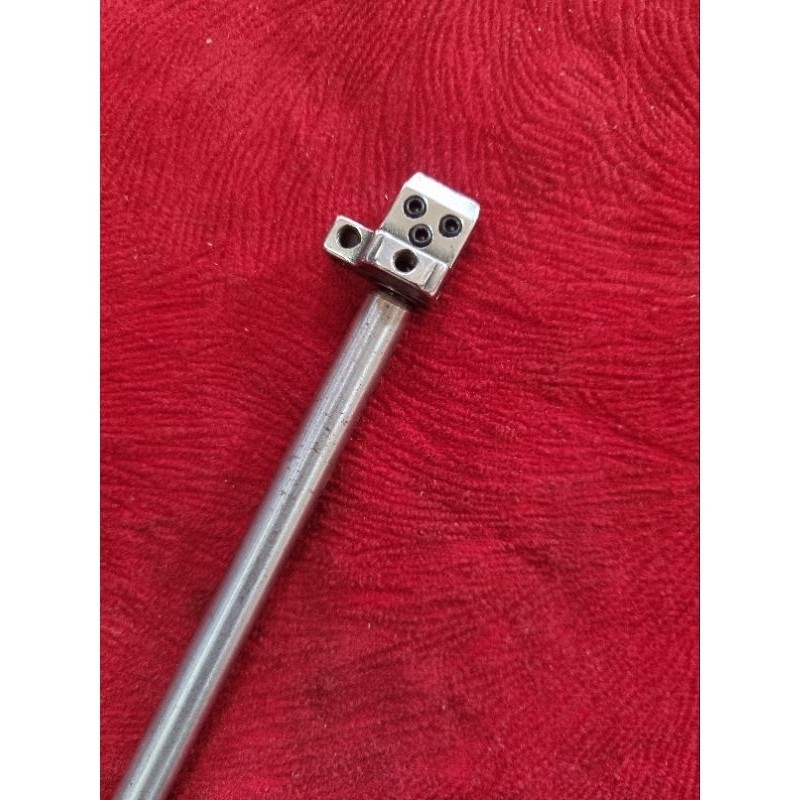 Tiang jarum mesin overdek/kamkut Siruba