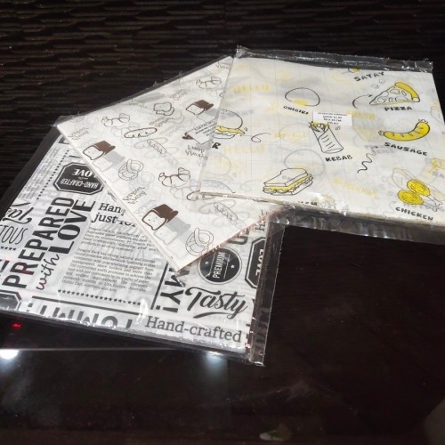 

pekanbaru / KERTAS BURGER MOTIF/Kertas Burger motif Food Grade