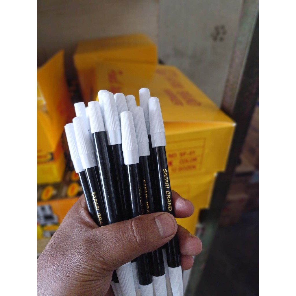 

(1 LUSIN) SPIDOL KECIL 1 WARNA SAFARI, Orlee ,gajah Mada, HITAM, MERAH, BIRU , KUNING DAN HIJAU