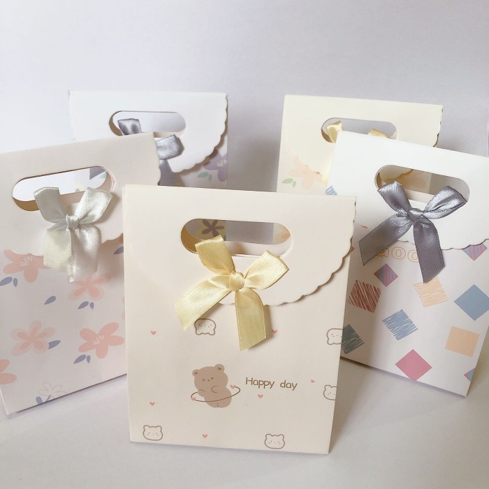 

Paperbag Goodie Bag Lucu Mini Pita Tutup - XS