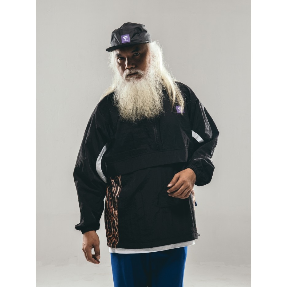 UNKL347 Jaket Pria Windbreaker Warna Hitam Sablon CAPO