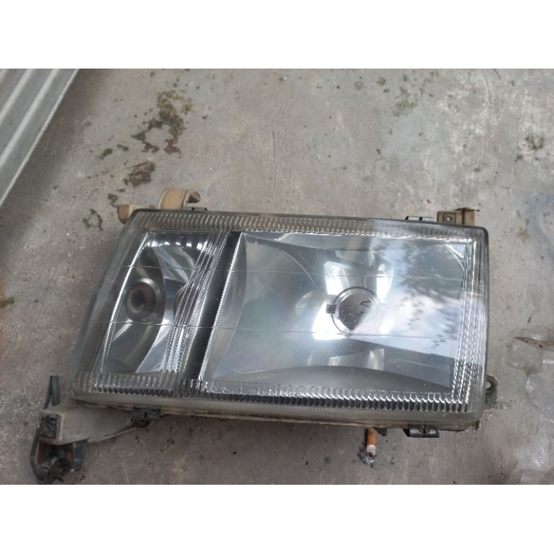 Headlamp lampu depan kijang kapsul 1997 sd 2000