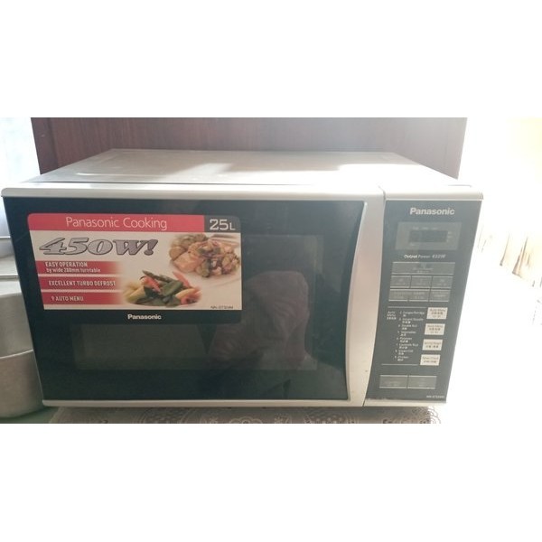 microwave panasonic NN-ST324M