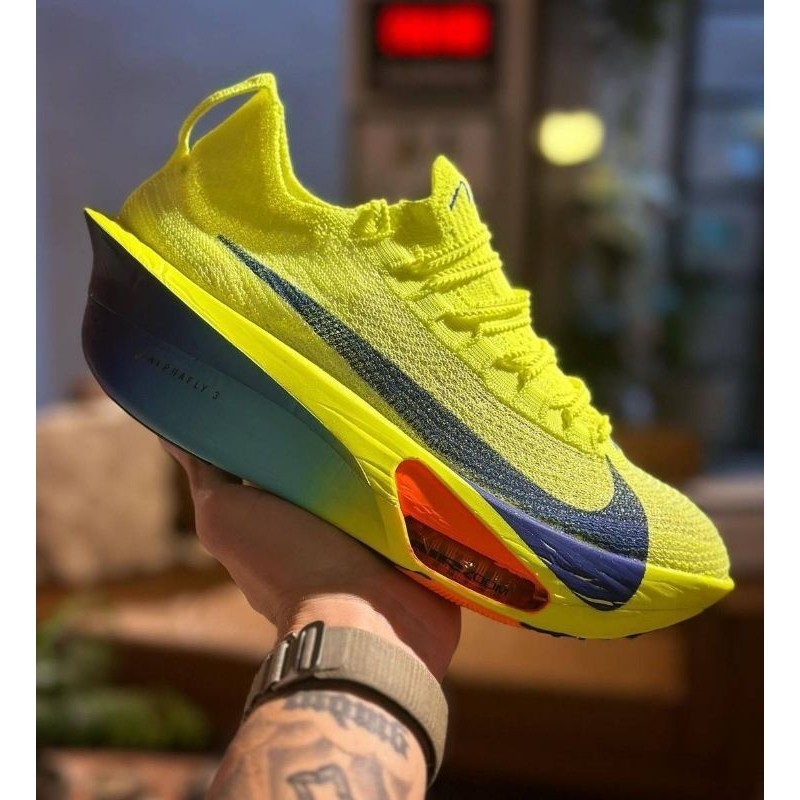 NIKE AIR ZOOM ALPHAFLY 3 RUNNING SHOES