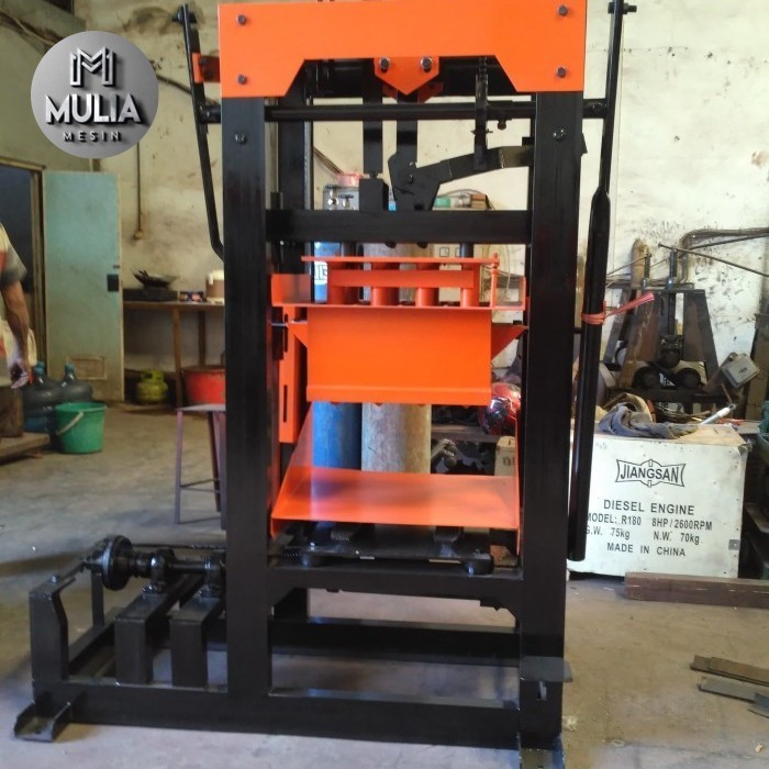 Mesin Cetak Batako mesin cetak paving - UNP 10