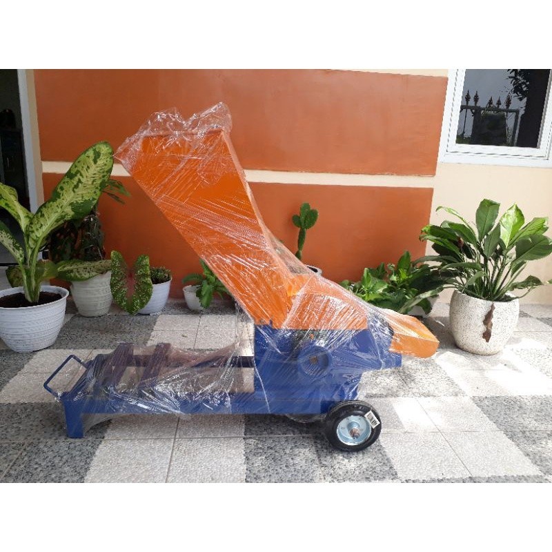 Terbaru , Mesin pencacah Ranting Pohon, Rumput, Jerami DLL ( Non Diesel )