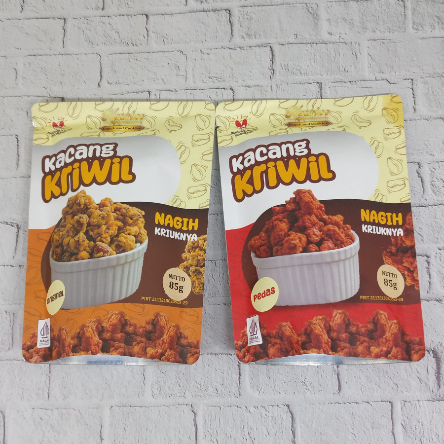 

Kacang Kriwil Tepung Original dan Pedas Crispy Maemkoe 85 gram