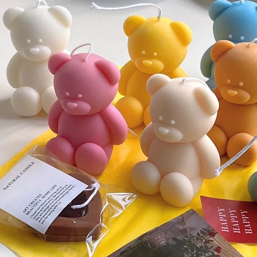 

Bear Candle Silicone Mould Sitting Bear Baking Plaster Mold DIY Aromatherapy Gypsum Ornaments By Hand Mold Baking Plaster Mold