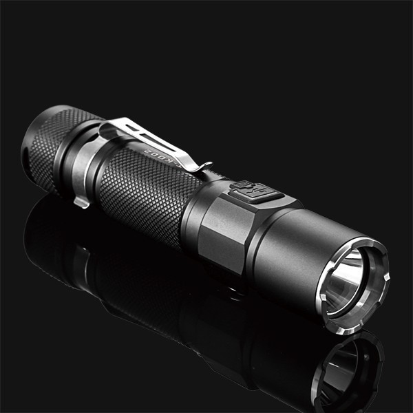 JETBeam Senter LED CREE XHP35 1800 Lumens - KO02
