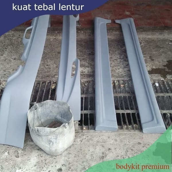 bodykit belakang mobilio body kit
