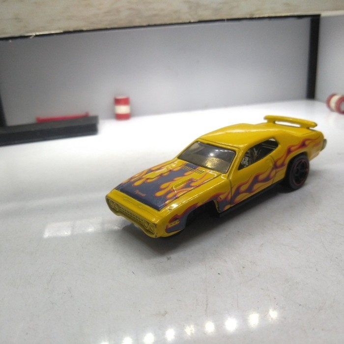 hotwheels classic car   -SK89