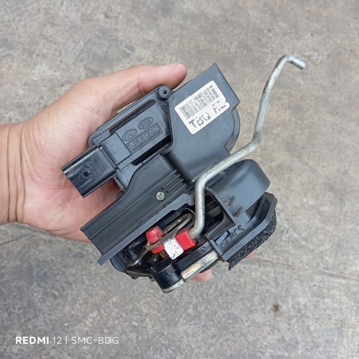Doorlock door lock pintu belakang kiri RL kia all new picanto asli original copotan