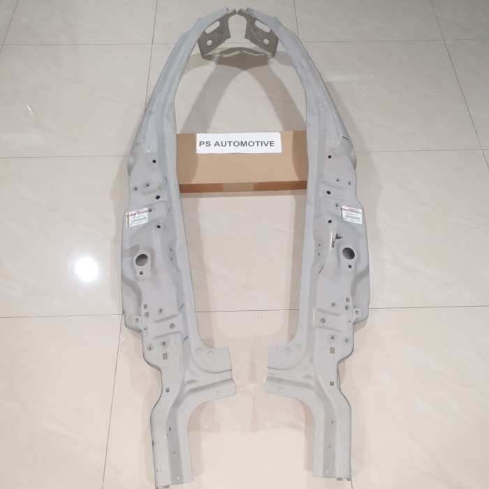 PILAR DEPAN ASSY MITSUBISHI CANTER LH MK704170 ATAU RH MK704171 - KANAN PART BARU