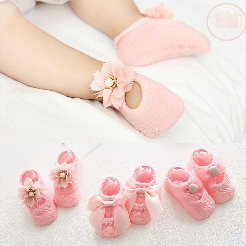 A14 Kaos kaki bayi perempuan non slip anti licin kualitas premium motif 3 jenis(0-9bulan)