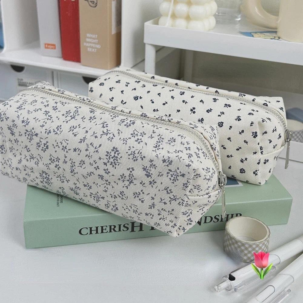

INS Floral Print Pen Bag Simple Cute Pencil Case Large Capacity Multifunctional Canvas Pen Box Desktop Stationery Organizer