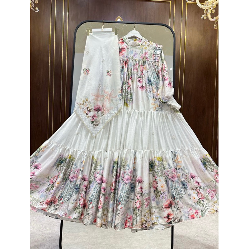 Dress flower by ShellaSaukia