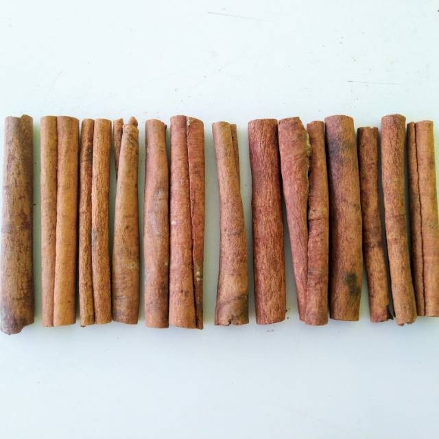 

Kayu manis stik 8cm Kemasan 100gr / Cinnamon Stick 8cm