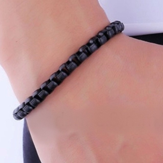 Gelang Unik Titanium Hitam Kotak untuk Pria Cube Bracelet Titanium Surgical Steel