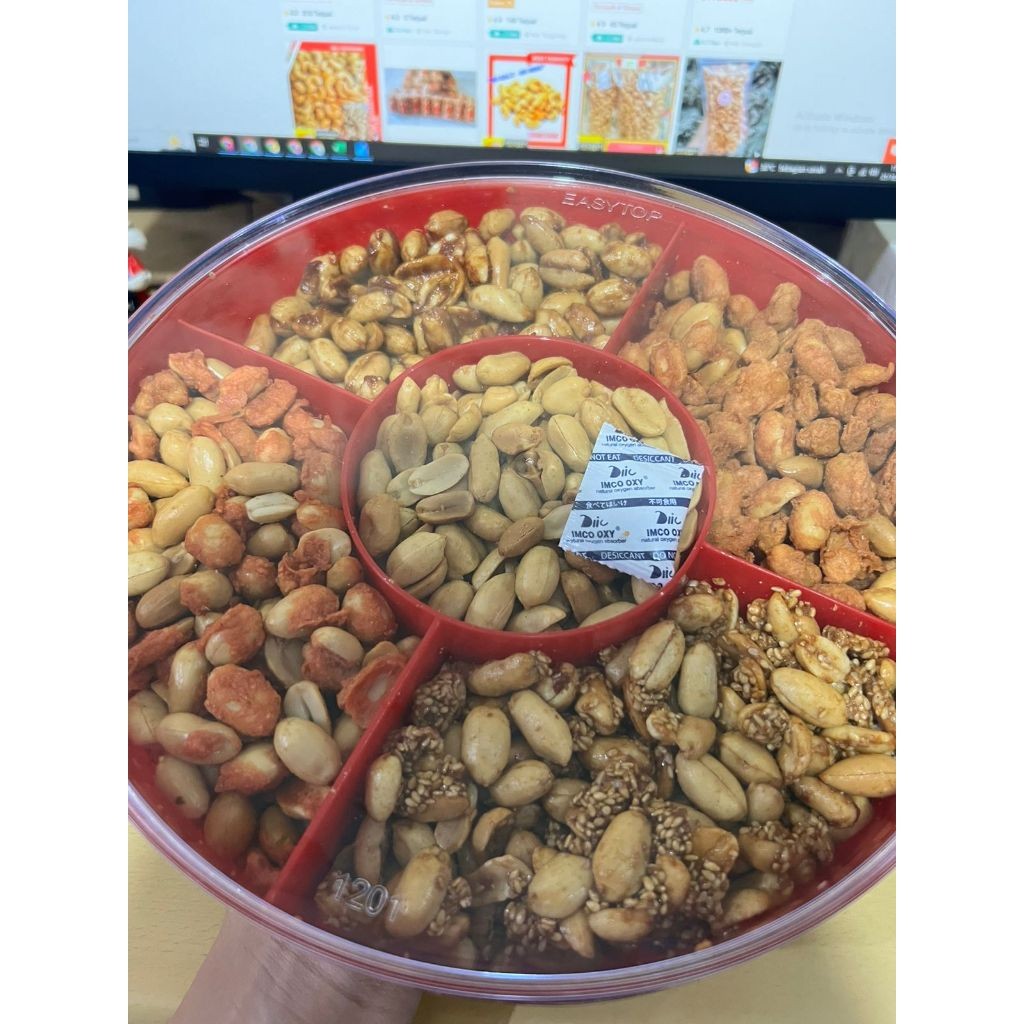 

Kacang tray 5 varian snack untuk lebaran