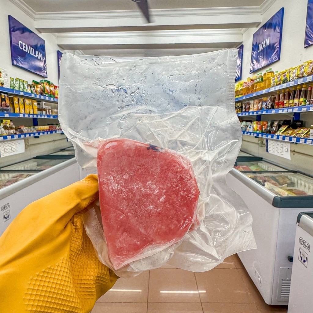 

IKAN TUNA STEAK 200GR