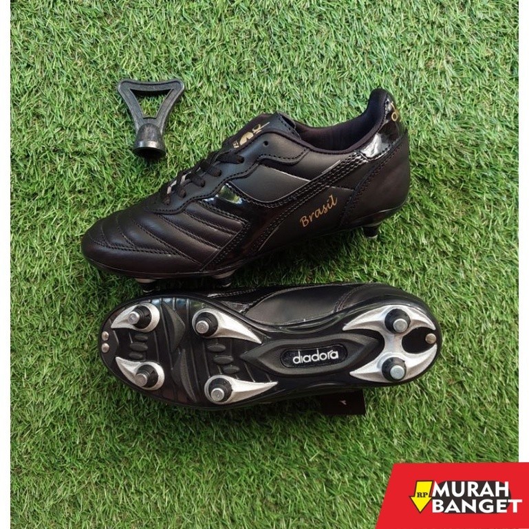 Sepatu specs keren- Sepatu sepak bola kulit limited