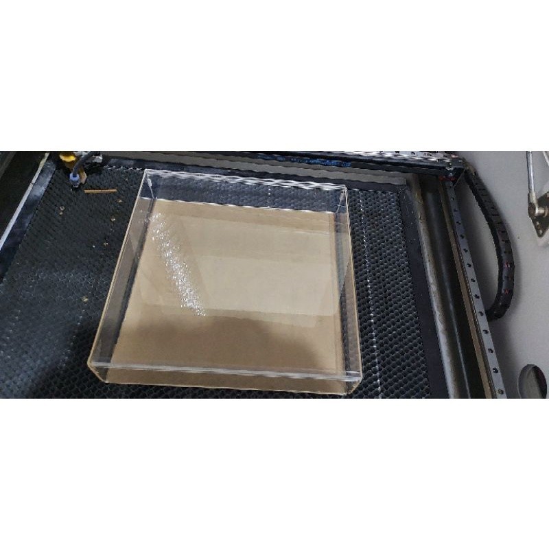 box acrylic sliding untuk mahar / gift / kado 40x40x8 kotak penyimpanan Recca
