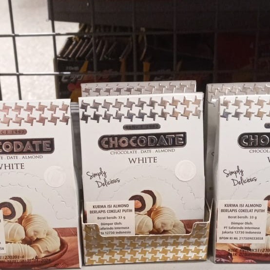 

Chocodate White Chocolate 33gr-Kurma isi Almond berlapis Cokelat Putih