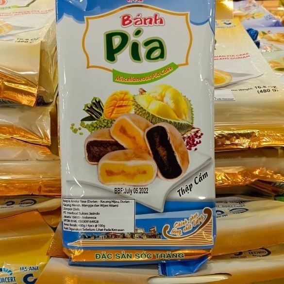 

banh pia cake aneka rasa kacang hijau/ merah mangga wijen hitam durian