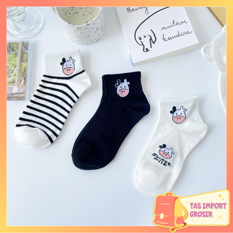 Tas Import - K5704 Kaos Kaki Wanita / Kaos Kaki Hitam Gambar Sapi / Kaos Kaki Korea Lucu Motif Cow /