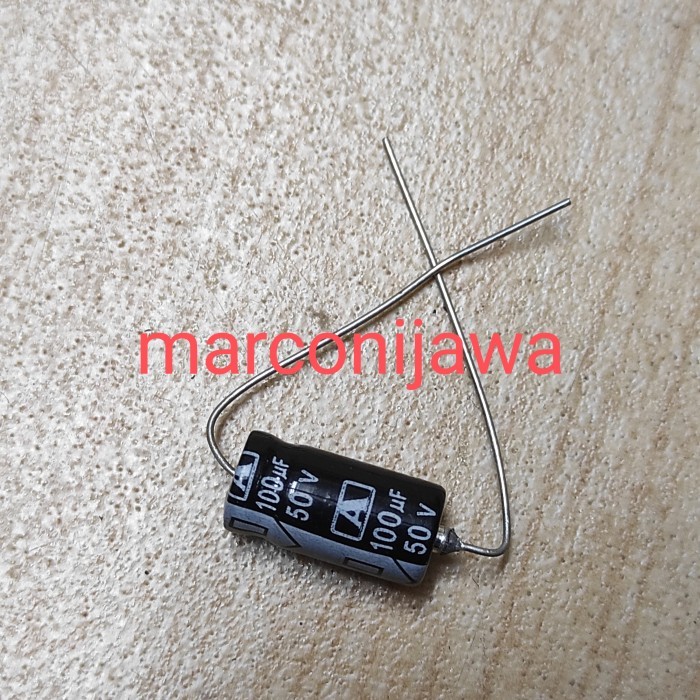 AS01 Capasitor 100uf 50V axial