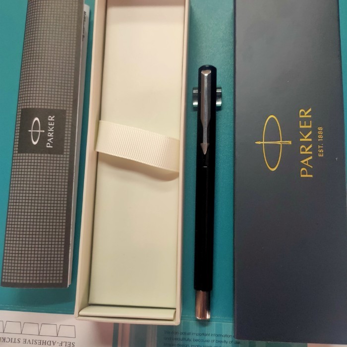 

[ N E W ] pen roller parker