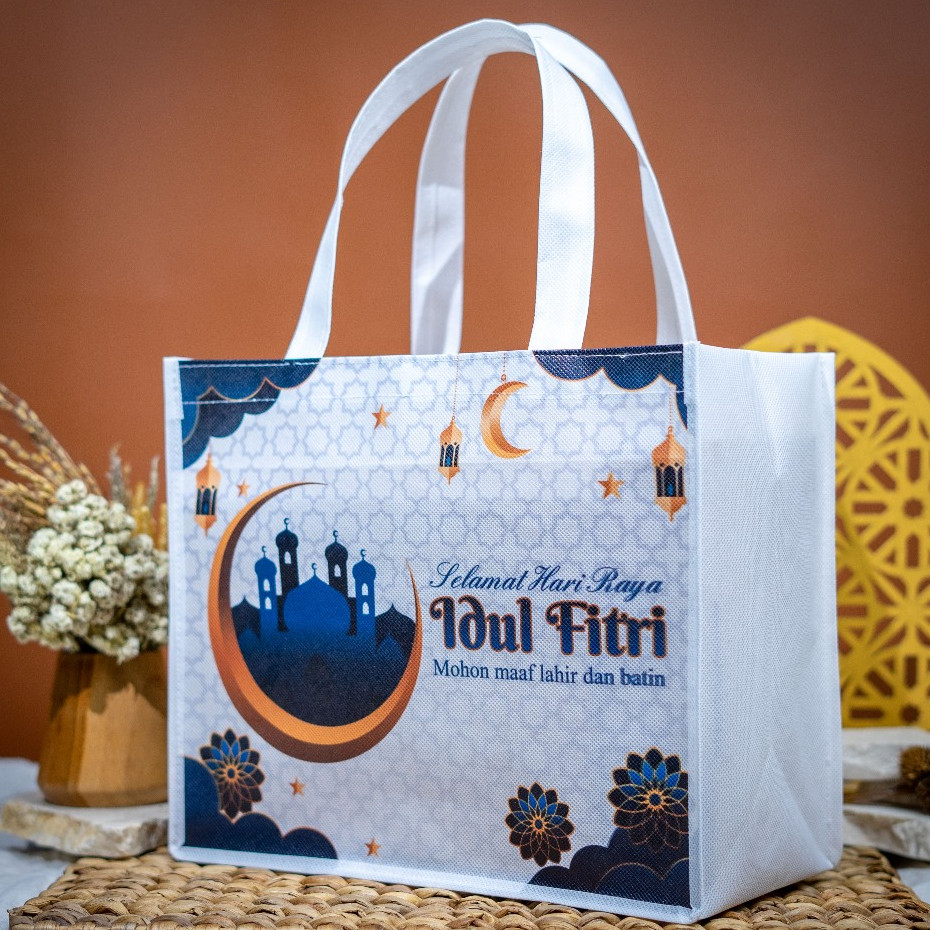 

Tas Bingkisan Lebaran Idul Fitri, Warna Cerah Bahan Premium Sedang T25 P30 Langsung Kirim