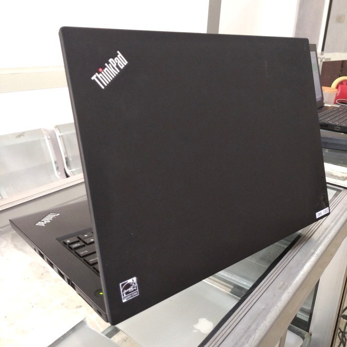 laptop core i5 GEN6 Lenovo T470 ram 8GB touchscreen win10