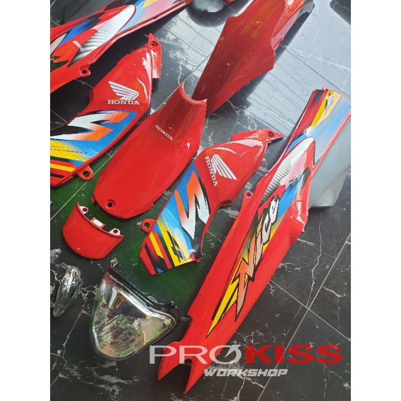 PROMO SPECIAL body set honda nice 110 merah