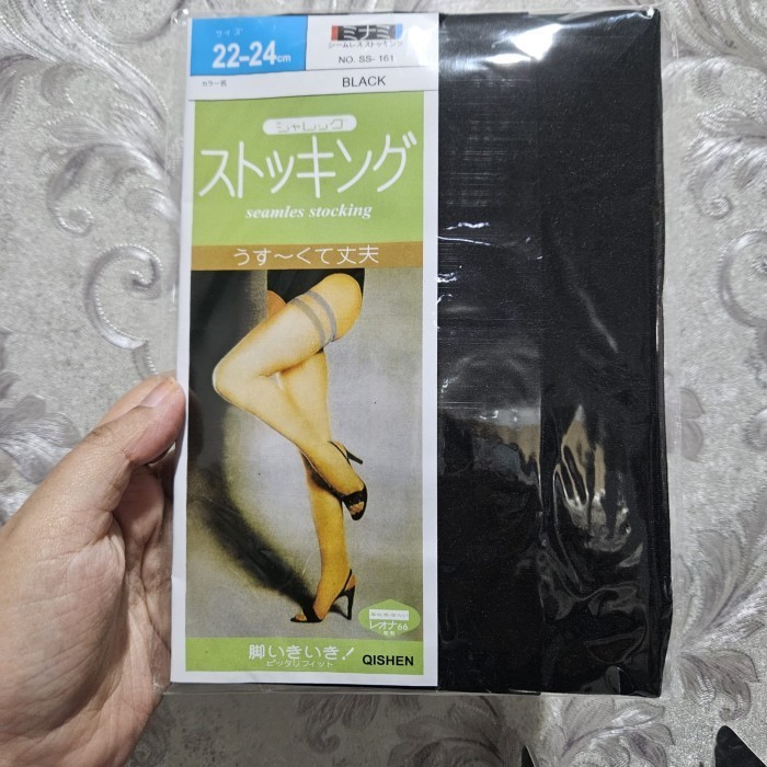 Stocking Wanita Sheleg Warna Kulit Panjang Sepaha / Kaos Kaki Stoking - Hitam