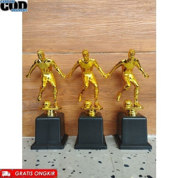 Piala Murah Patung Sepak Bola / Futsal Piala Murah Grosir