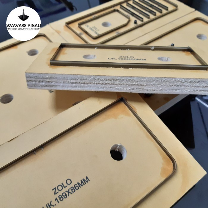 

PISAU POND - Dompet - HangTag - Low