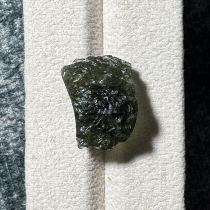 Natural Batu Moldavite 16.80cts Rough Tunggal Green Textite ID Memo GRI Meteor Ori Ceko NTE