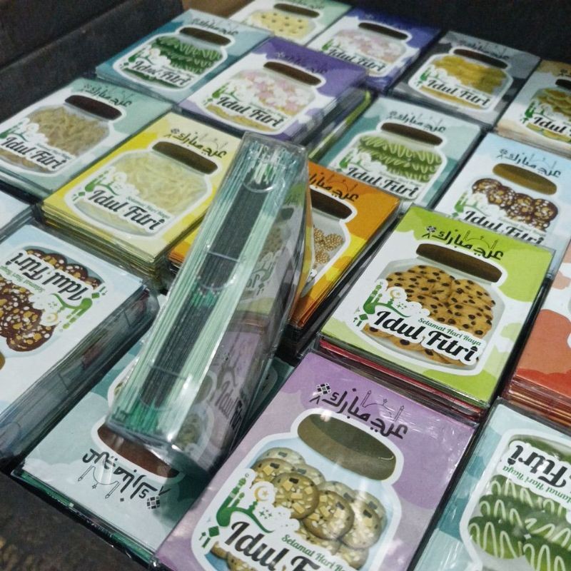 

amplop lebaran kemasan mika isi 50pch