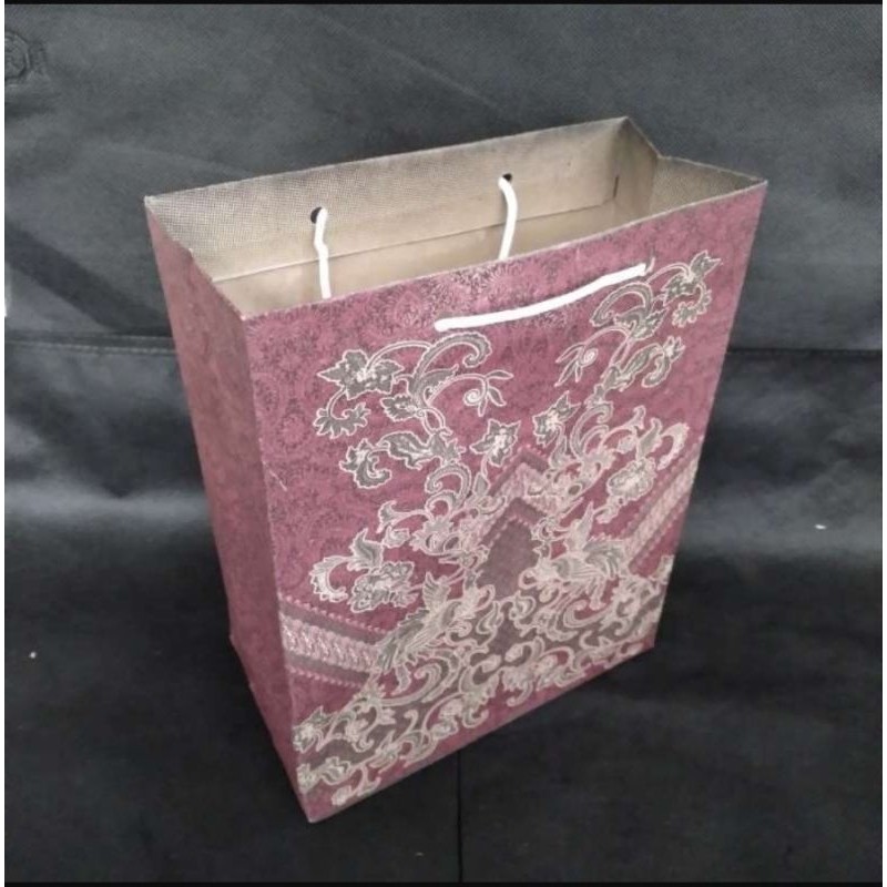 

PROMOO !!! 100 PCS PAPERBAG MOTIF BATIK VOUCHER SHOPIE