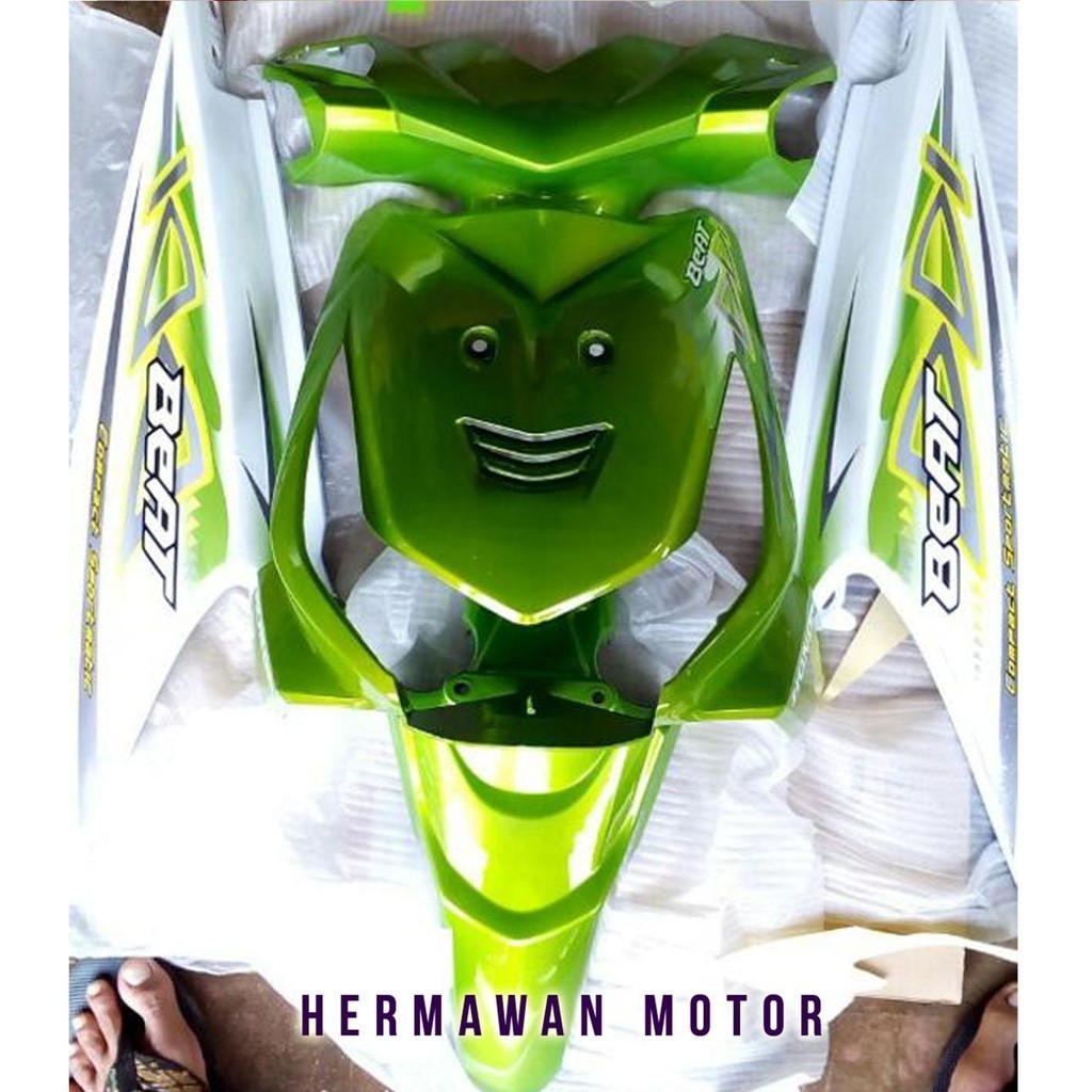 Body motor Honda beat karbu warna hijau dan stiker th 2008-2012