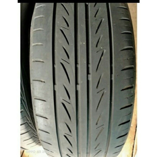 Ban mobil second 195/50 ring16 tubeles