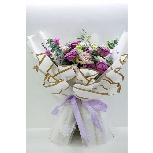 

Kertas Bunga List Gold Cellophane Flower Wrapping Paper Untuk Buket Wisuda Anniversary Romantis Bucket Bunga KB087