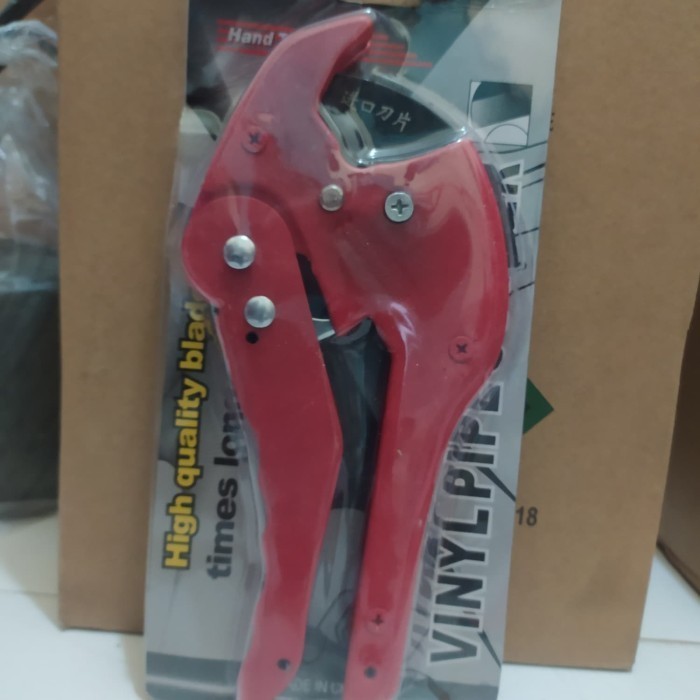 

Gunting Pemotong PVC KOMPONEN SPAREPART DAN TOOL