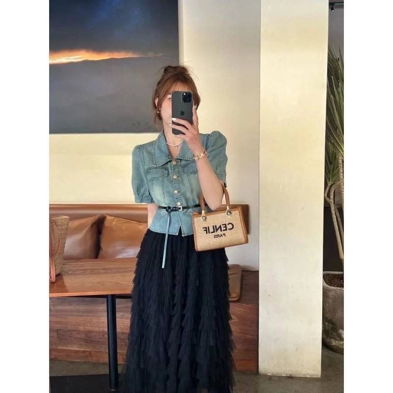 ONE SET ROK RUMPLE 7/8 AND BLOUSE JEANS VARIASI TWIN POCKET BORDIR BUNGA BUTTON GOLD LENGAN PENDEK K