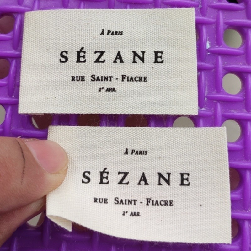 

500PCS Custom Cotton Label Made in Paris 5 * 3 cm Personalised End Fold Beige coton Print Garment Labels