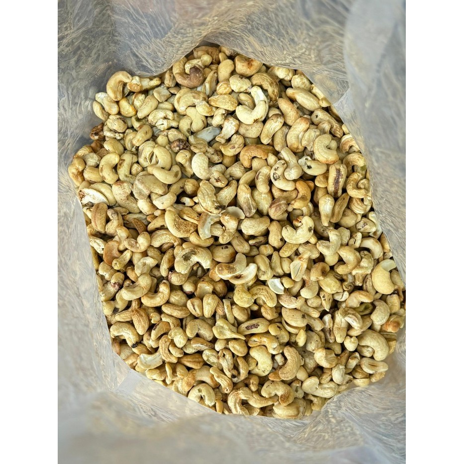 

1KG KACANG MEDE MENTAH SULAWESI SUPER / GROSIR METE MENTAH MURAH - SK Bintik