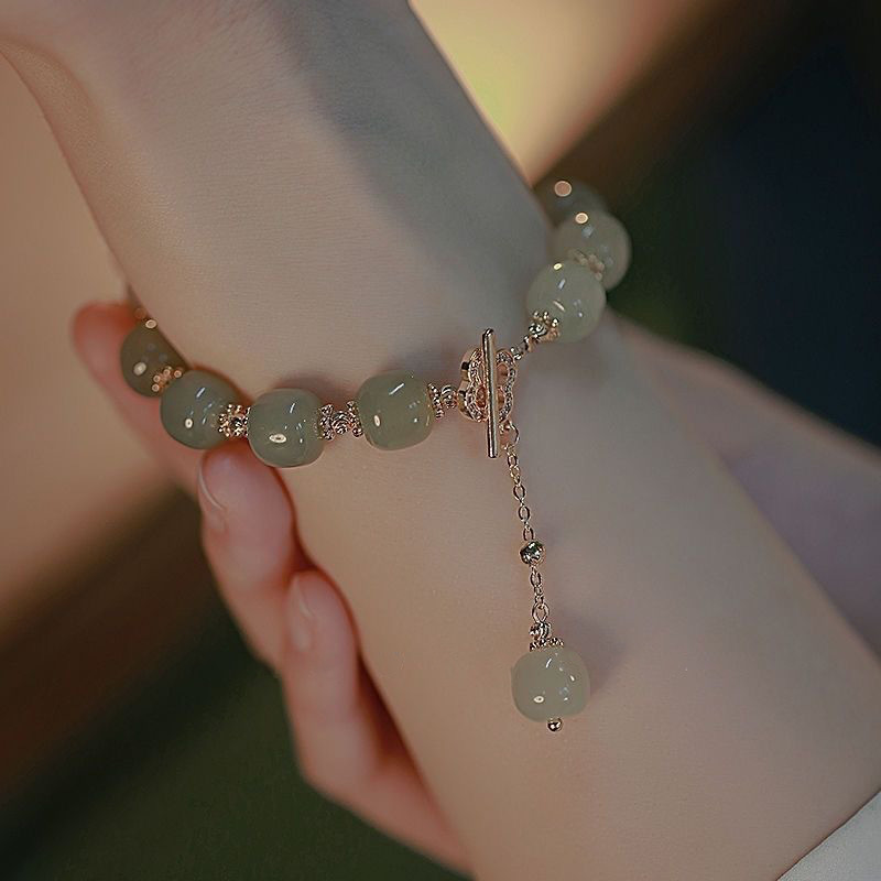 Fashionable Exquisite Green Imitation Jade Beaded Bracelet For Women Elegant Sweet Wrist Chain Court
