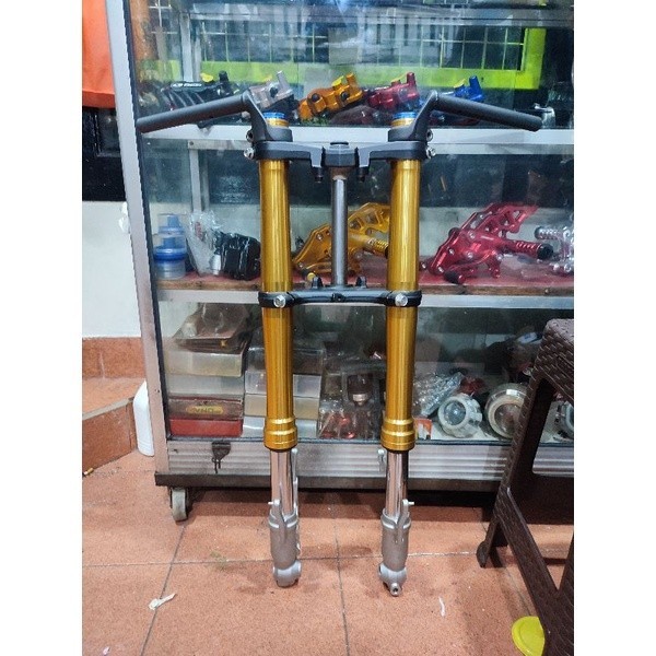 USD NEW CBR150 shock depan New CBR150 ORIGINAL showa